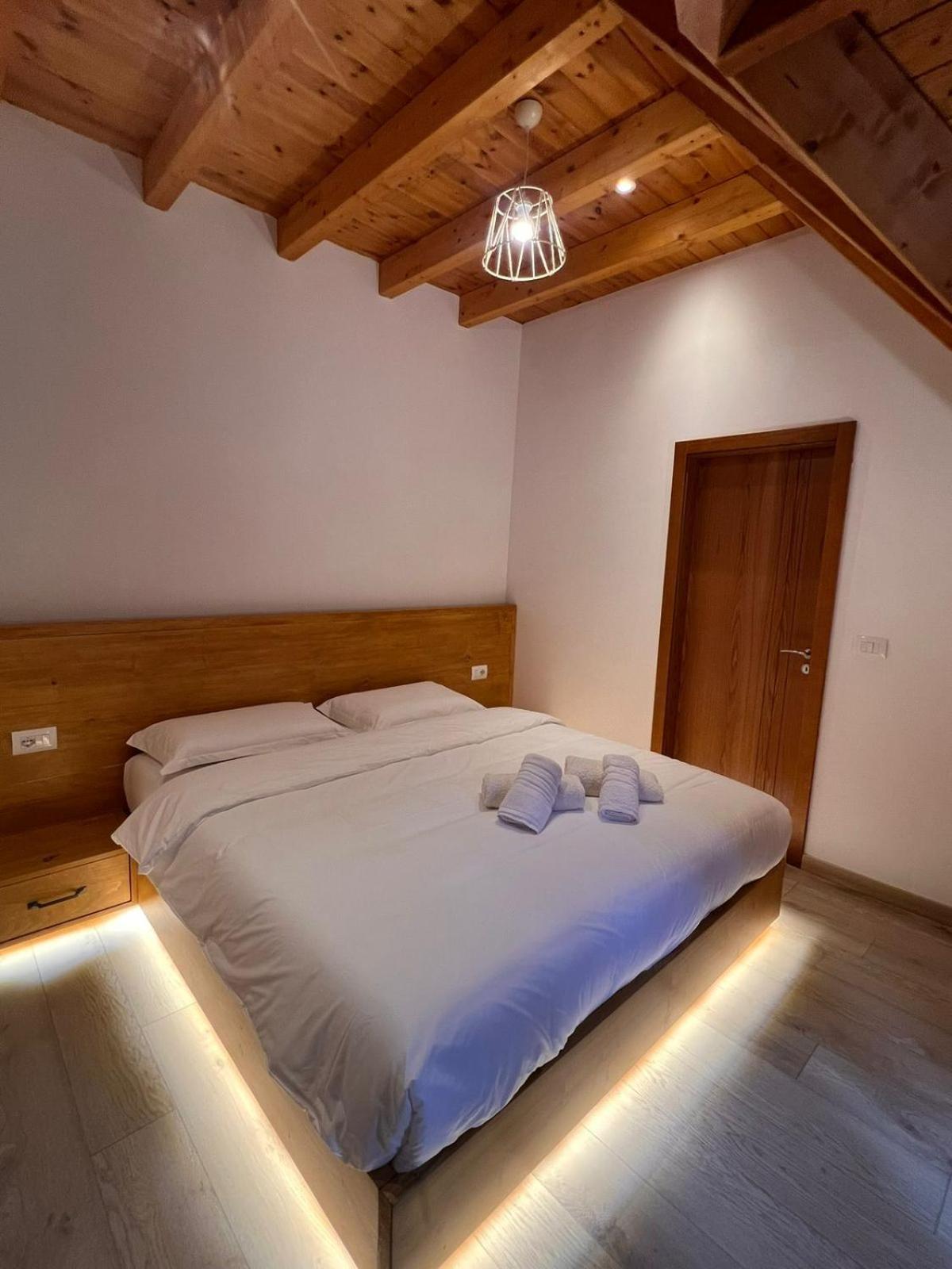 Gasthof Bujtina Harusha